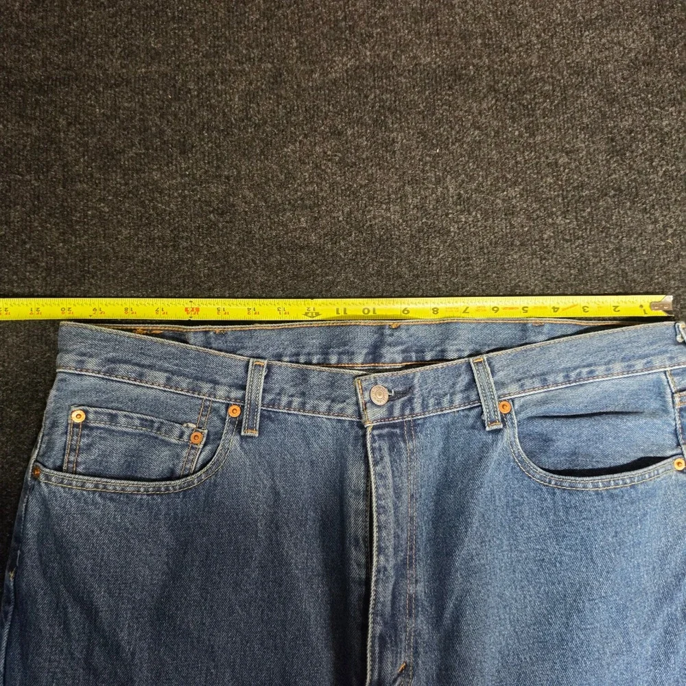 Levis 550 Relaxed Fit Tapered Leg Jeans Mens 40x30 Medium Wash Blue Denim